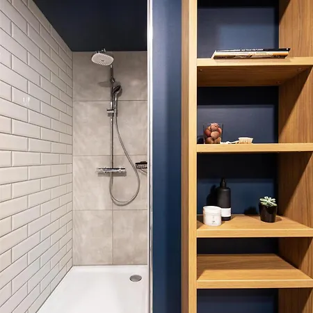 מלון Ipartment *