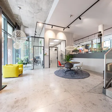 Ipartment By Western دارمشتاد